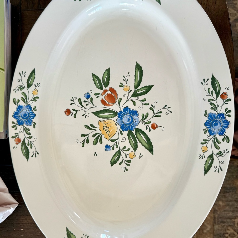 Vintage ASTA Floral Oval Platter - Picture 5 of 5